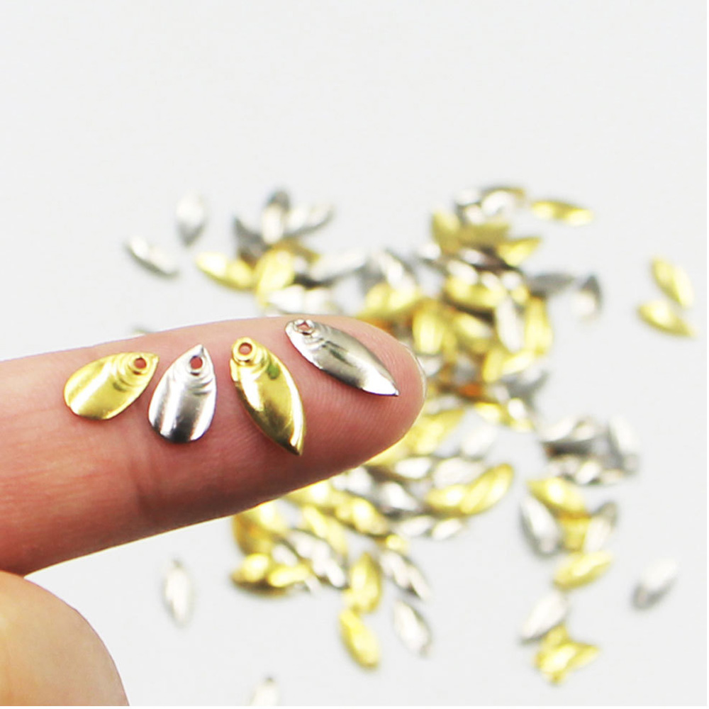 50Pcs/lot DIY Fishing Spinner  - مراجعة Fishing Lure Spinnerbait وسعره